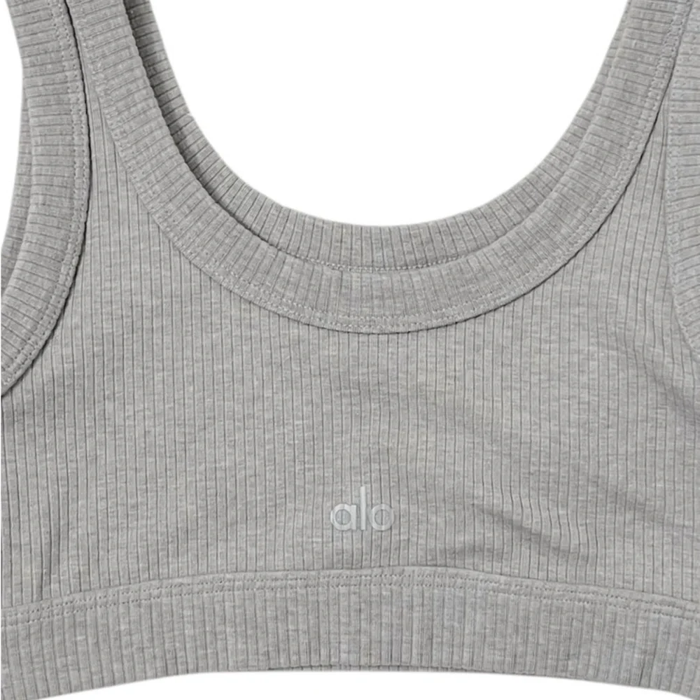 Alo Yoga Wellness Bra‎  Dove Grey Size X Small